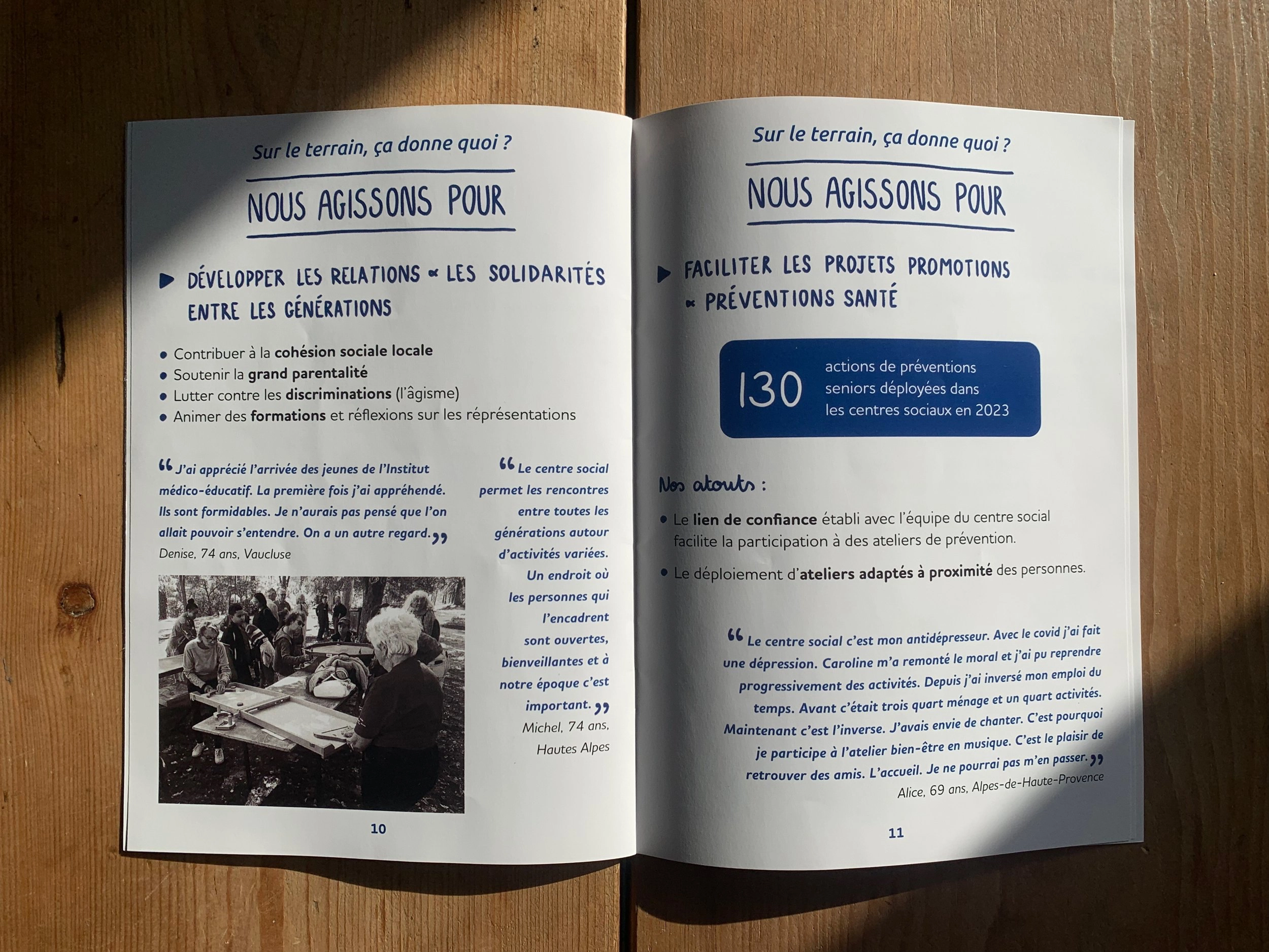 Mise en page livret seniors Centres Sociaux PACA — graphiste éditorial Marseille