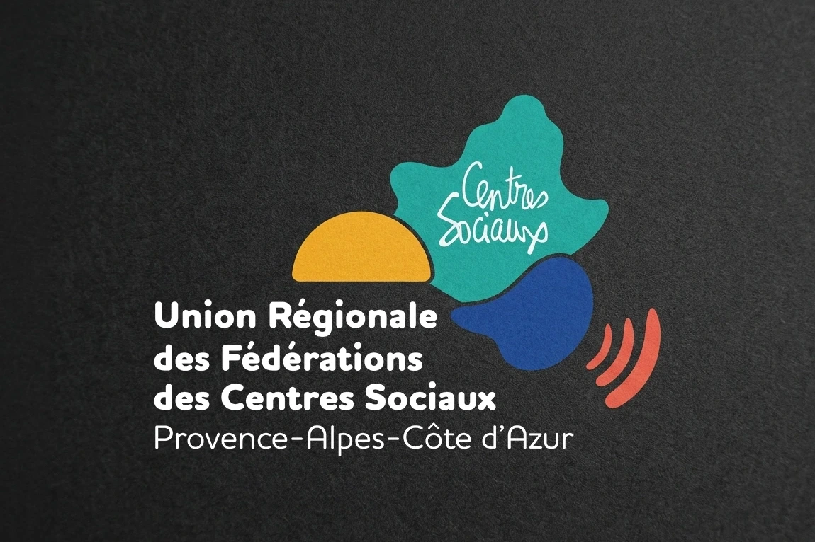 Logo Union Régionale Centres Sociaux PACA, version sur fond sombre — studio yh, graphiste Marseille